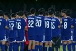 国少球员领取亚军奖牌,日本U17球员列队鼓掌