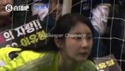 韩国美女明星彩妍化身门神用脸挡球,甚至亲自操刀点球上演绝杀!